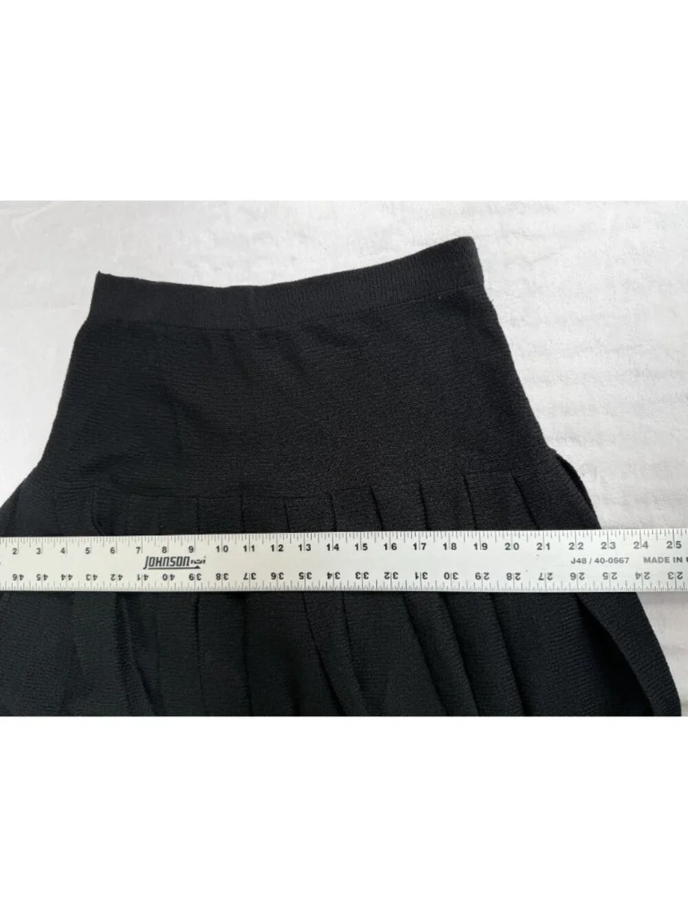 St. John Women's Solid Black Knit Pleated A-Line Midi Skirt Pull-On Casual